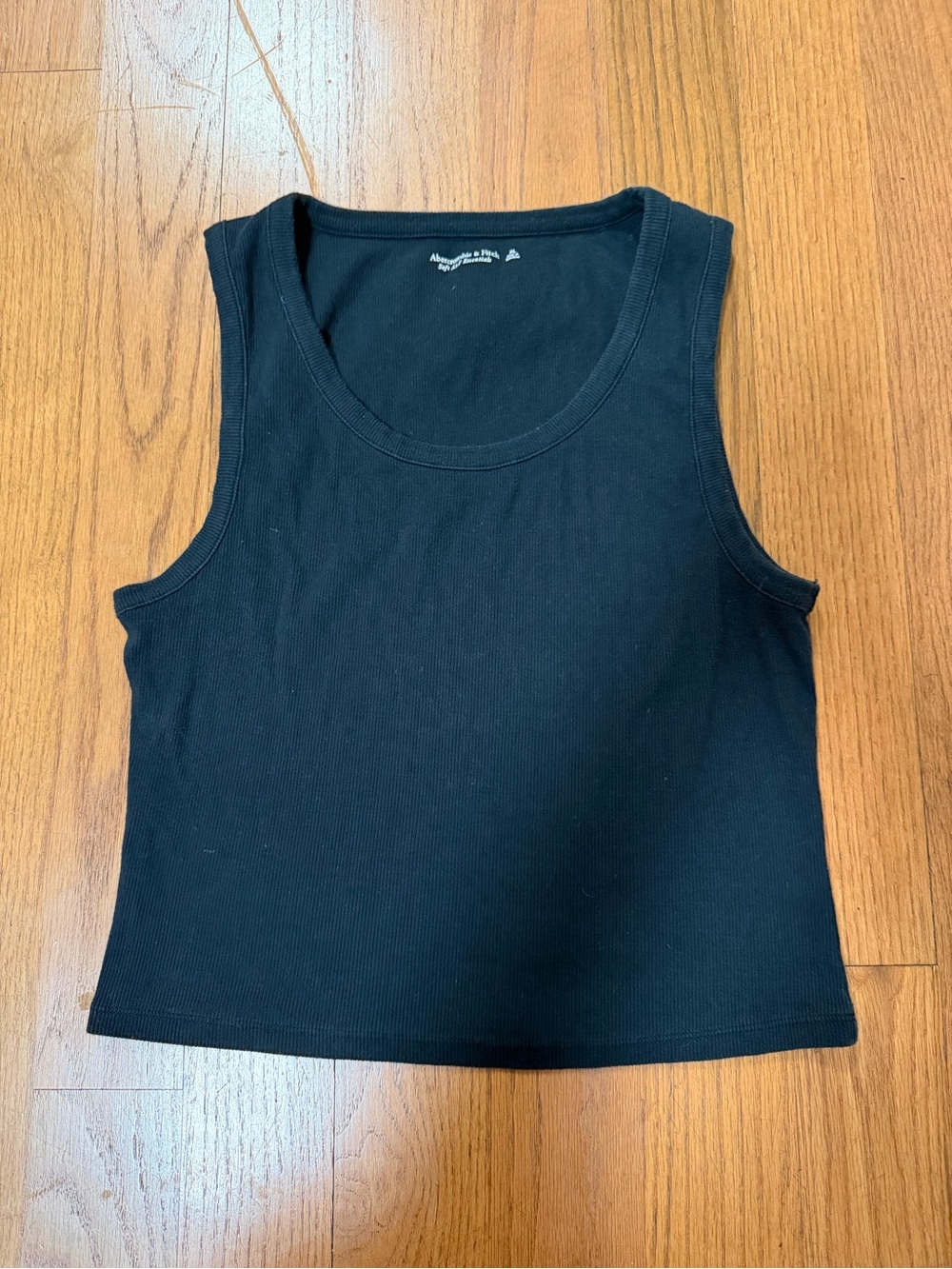 Abercrombie & Fitch Women's Scoop Neck Ribbed Tank Top, Black, XL